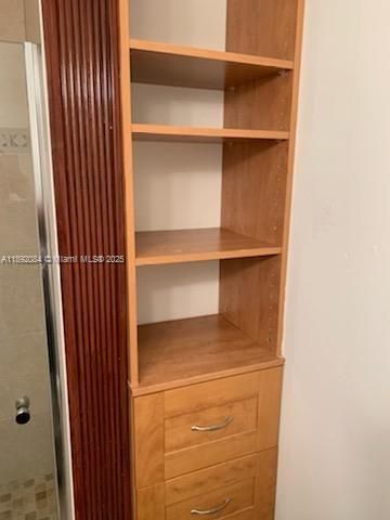 Recientemente alquilado: $2,000 (2 camas, 2 baños, 800 Pies cuadrados)