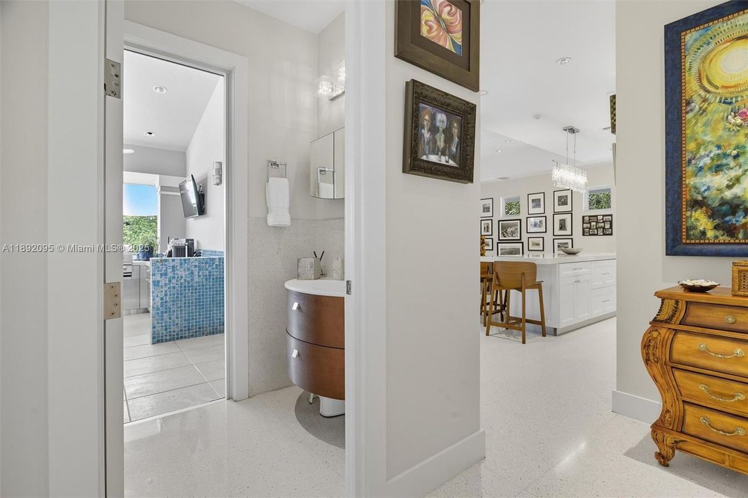 待售: $3,999,999 (5 贝兹, 3 浴室, 3487 平方英尺)