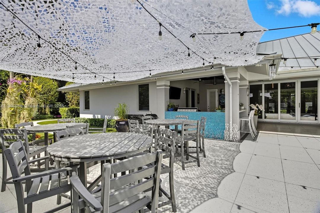 待售: $3,999,999 (5 贝兹, 3 浴室, 3487 平方英尺)