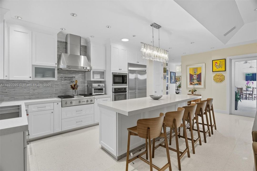 待售: $3,999,999 (5 贝兹, 3 浴室, 3487 平方英尺)