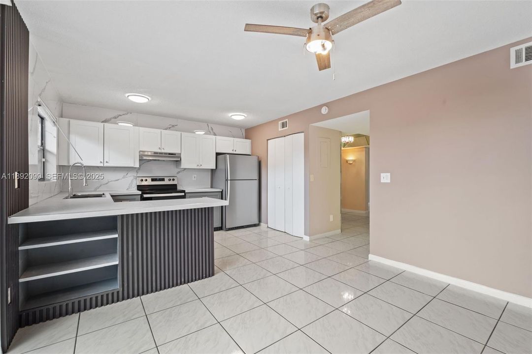 For Sale: $425,000 (3 beds, 2 baths, 1510 Square Feet)