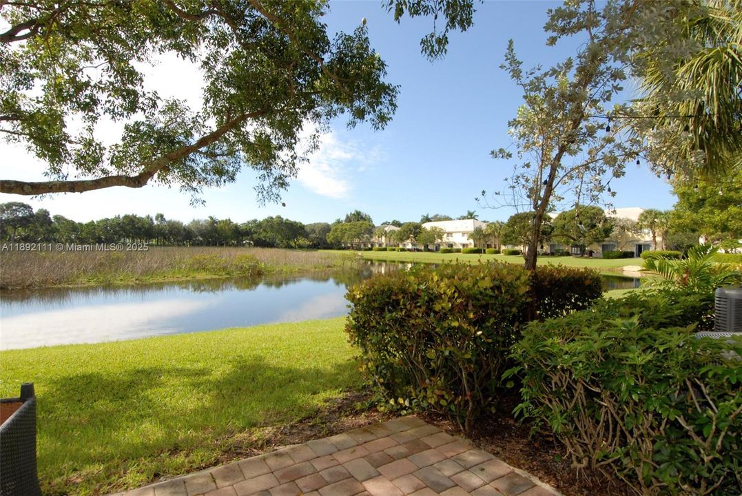 En Venta: $529,000 (3 camas, 2 baños, 1696 Pies cuadrados)