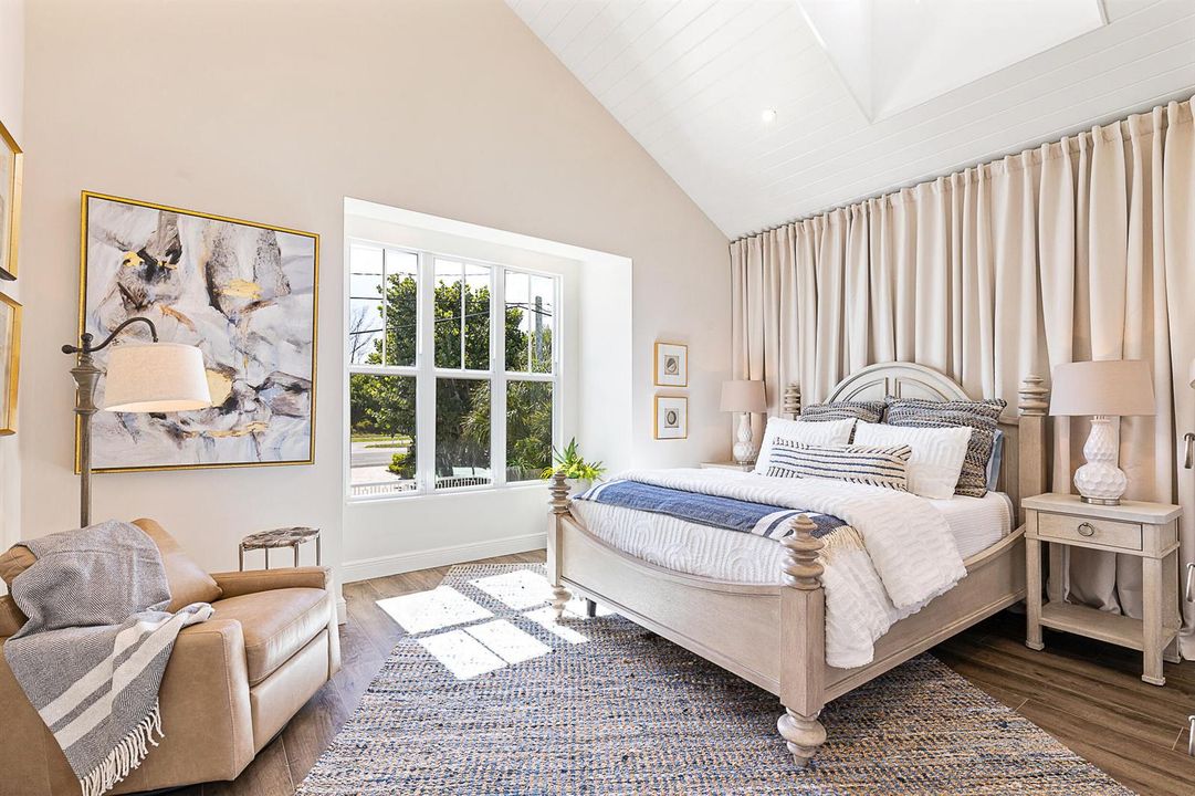 Guest Bedroom/Second Floor