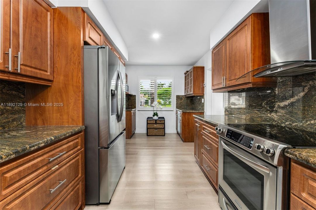 Active With Contract: $1,475,000 (4 beds, 3 baths, 2308 Square Feet)