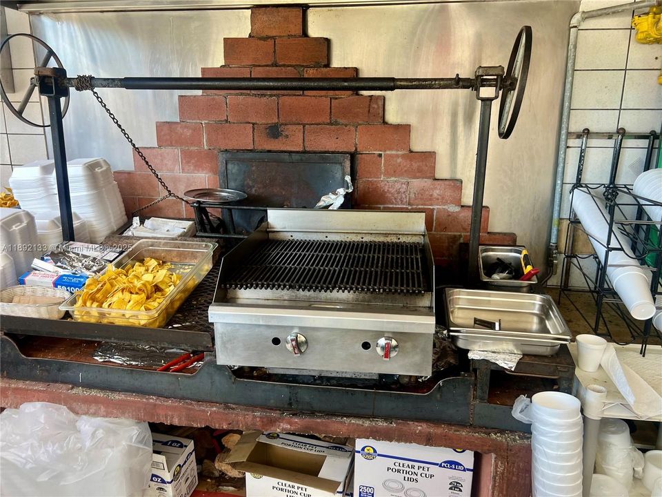 На продажу: $125,000 (0 спален, 0 ванн, 0 Квадратных фут)