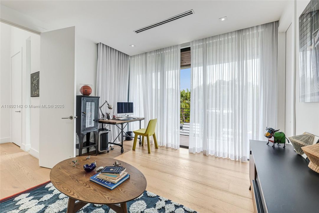 待售: $7,248,000 (5 贝兹, 5 浴室, 3688 平方英尺)