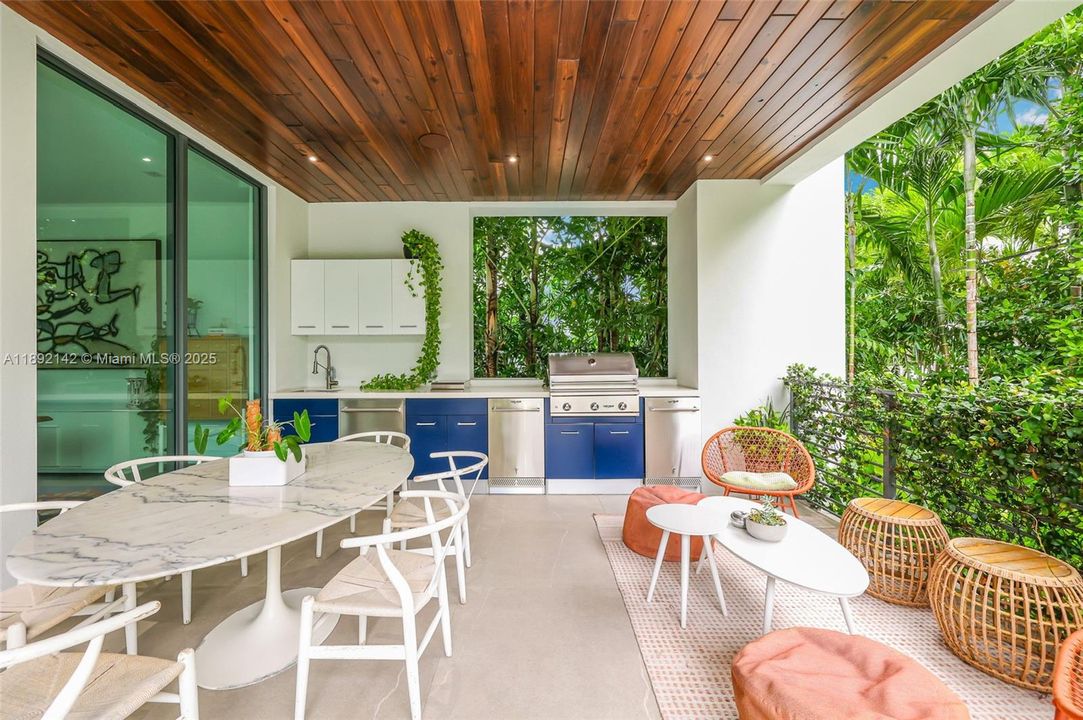 待售: $7,248,000 (5 贝兹, 5 浴室, 3688 平方英尺)