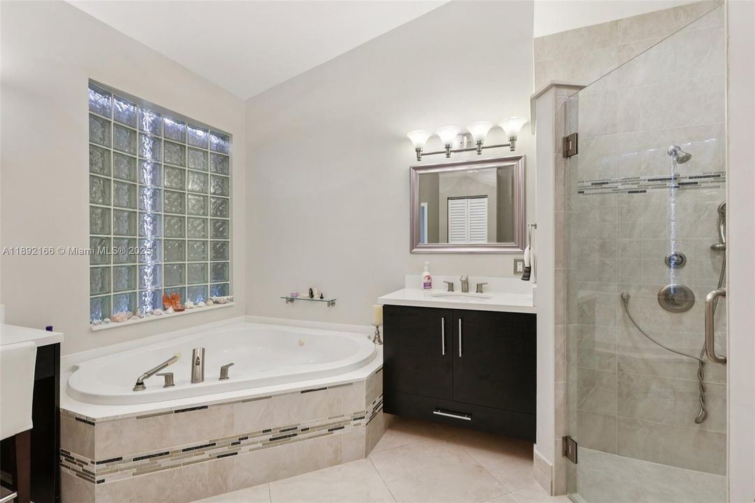 Active With Contract: $529,007 (3 beds, 2 baths, 1918 Square Feet)