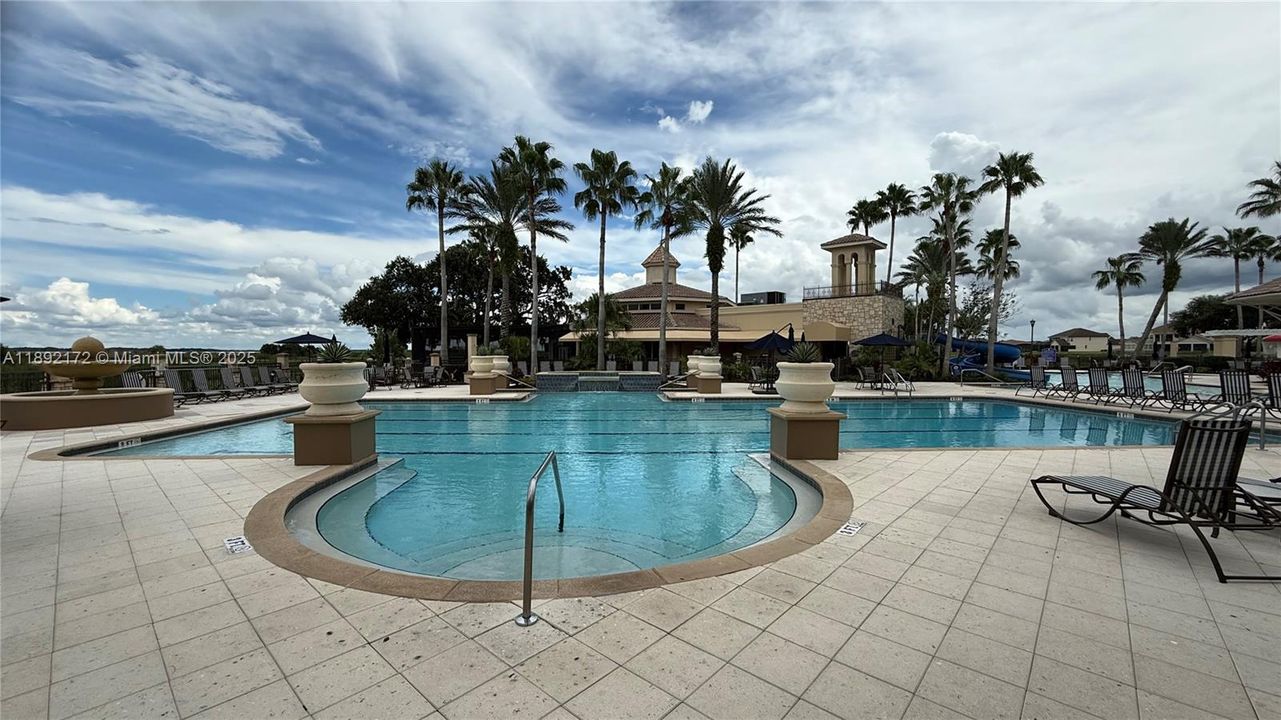 For Sale: $325,000 (4 beds, 2 baths, 2014 Square Feet)