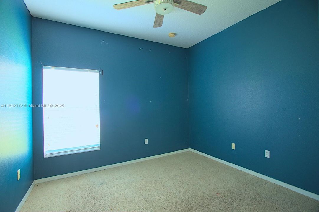 For Sale: $325,000 (4 beds, 2 baths, 2014 Square Feet)