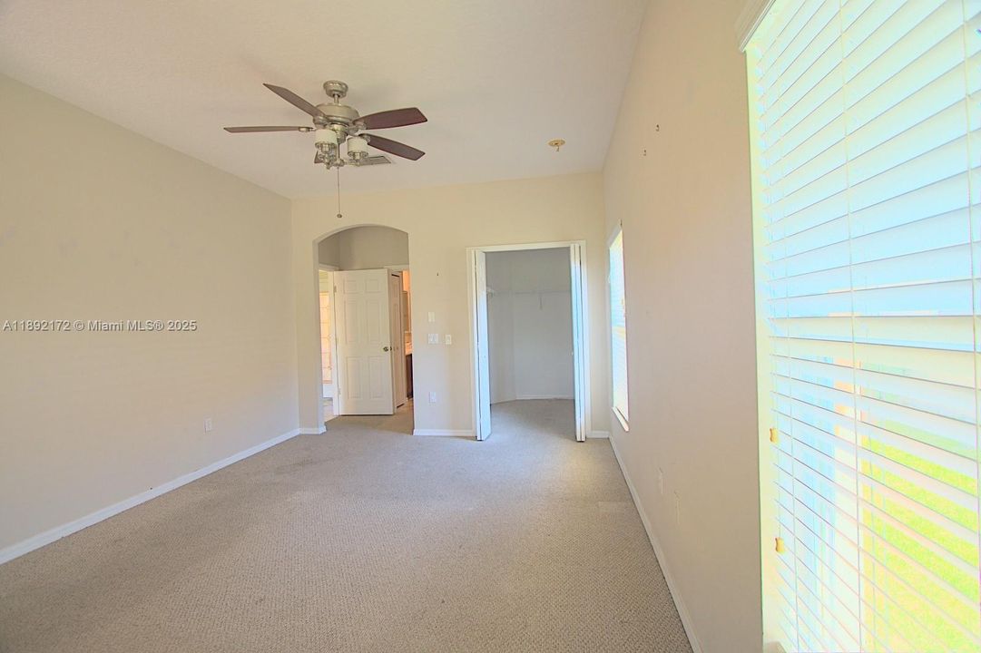 For Sale: $325,000 (4 beds, 2 baths, 2014 Square Feet)