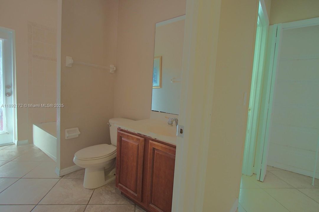 For Sale: $325,000 (4 beds, 2 baths, 2014 Square Feet)