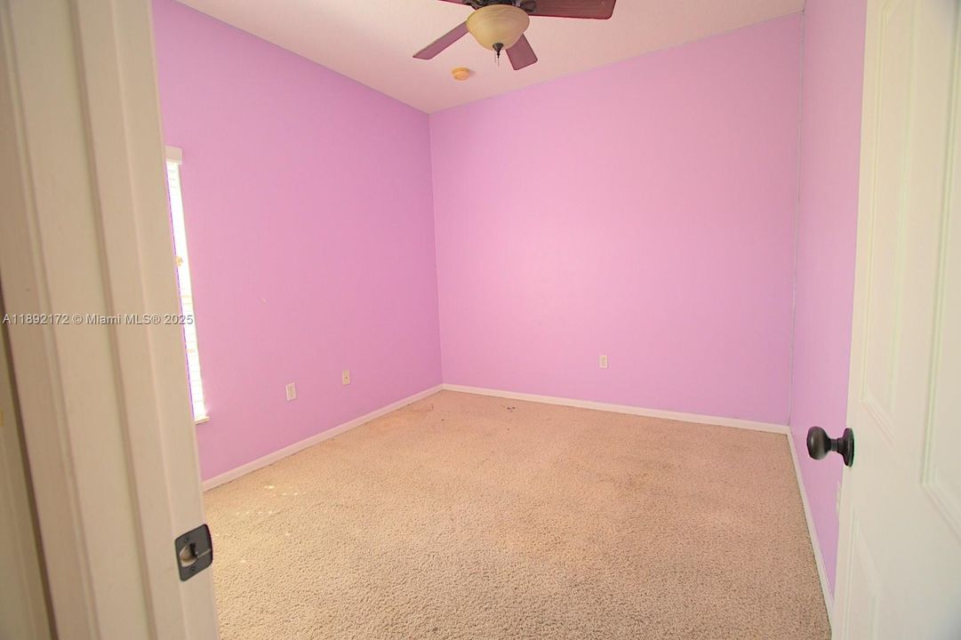 For Sale: $325,000 (4 beds, 2 baths, 2014 Square Feet)