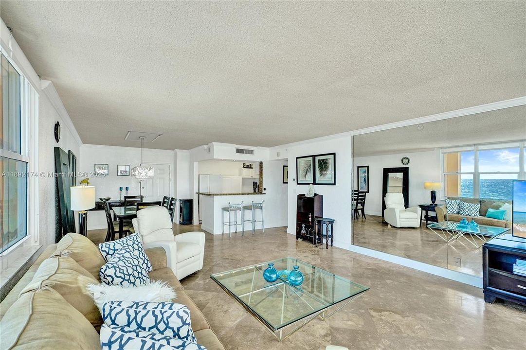 Active With Contract: $5,500 (2 beds, 2 baths, 1198 Square Feet)