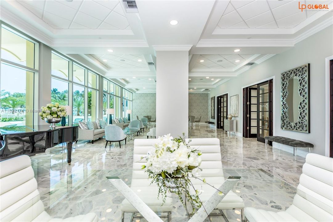 Active With Contract: $5,500 (2 beds, 2 baths, 1198 Square Feet)