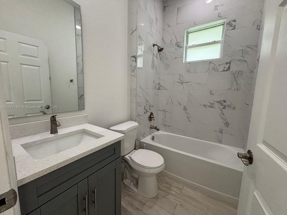 最近租的: $2,200 (4 贝兹, 2 浴室, 0 平方英尺)