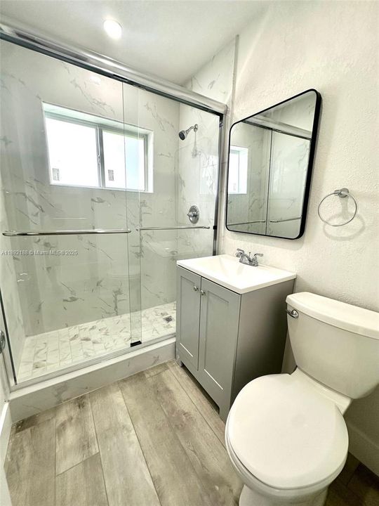 Activo con contrato: $499,000 (3 camas, 2 baños, 1204 Pies cuadrados)