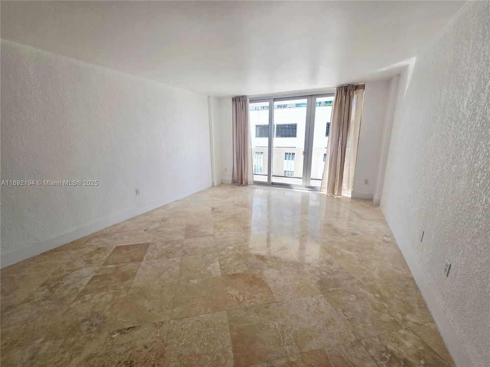 Recently Rented: $2,900 (1 beds, 1 baths, 850 Square Feet)