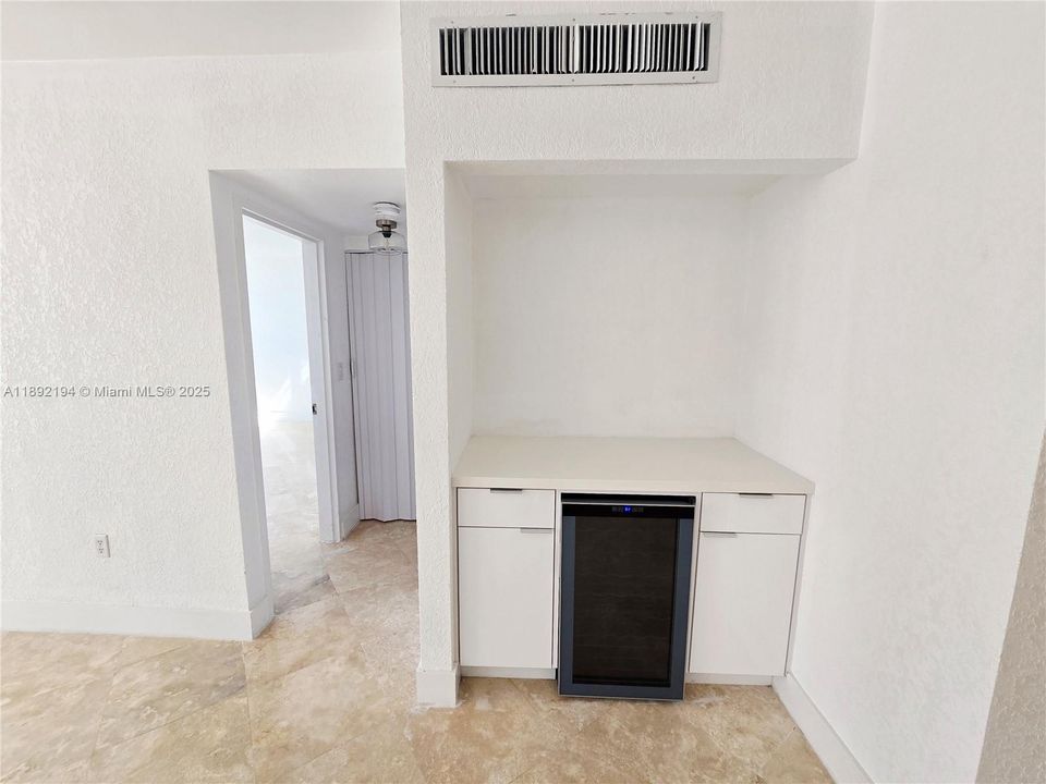 Recently Rented: $2,900 (1 beds, 1 baths, 850 Square Feet)