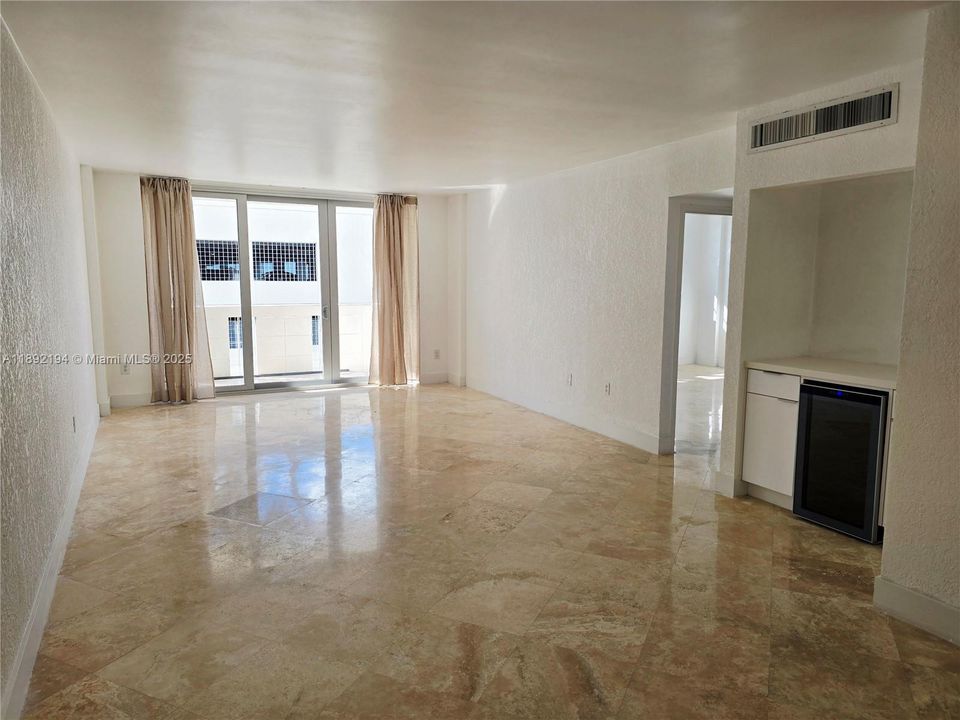 Recently Rented: $2,900 (1 beds, 1 baths, 850 Square Feet)