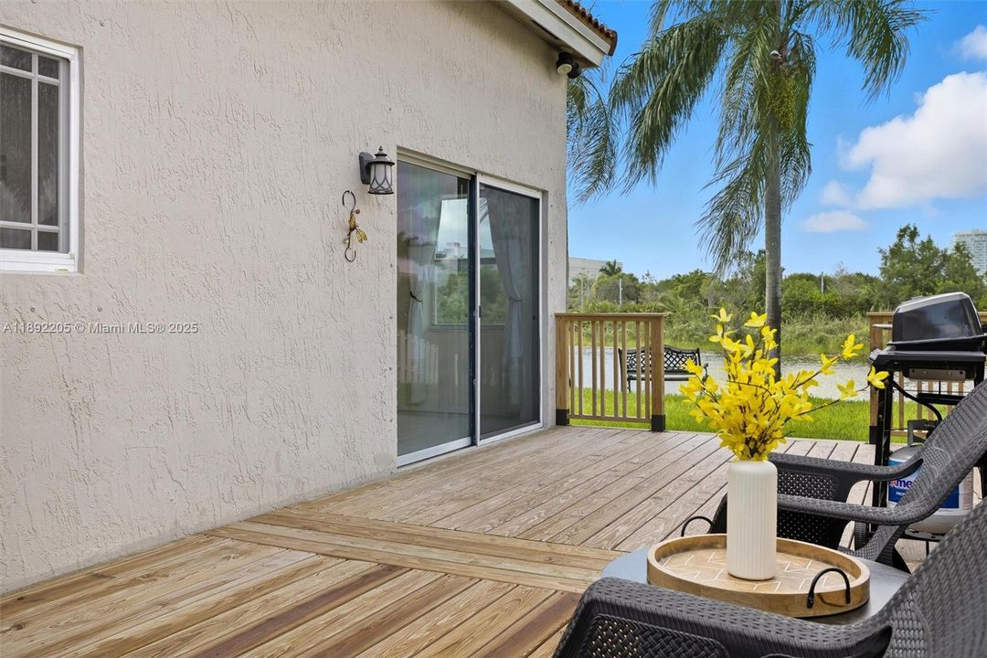 Active With Contract: $599,000 (3 beds, 2 baths, 1727 Square Feet)