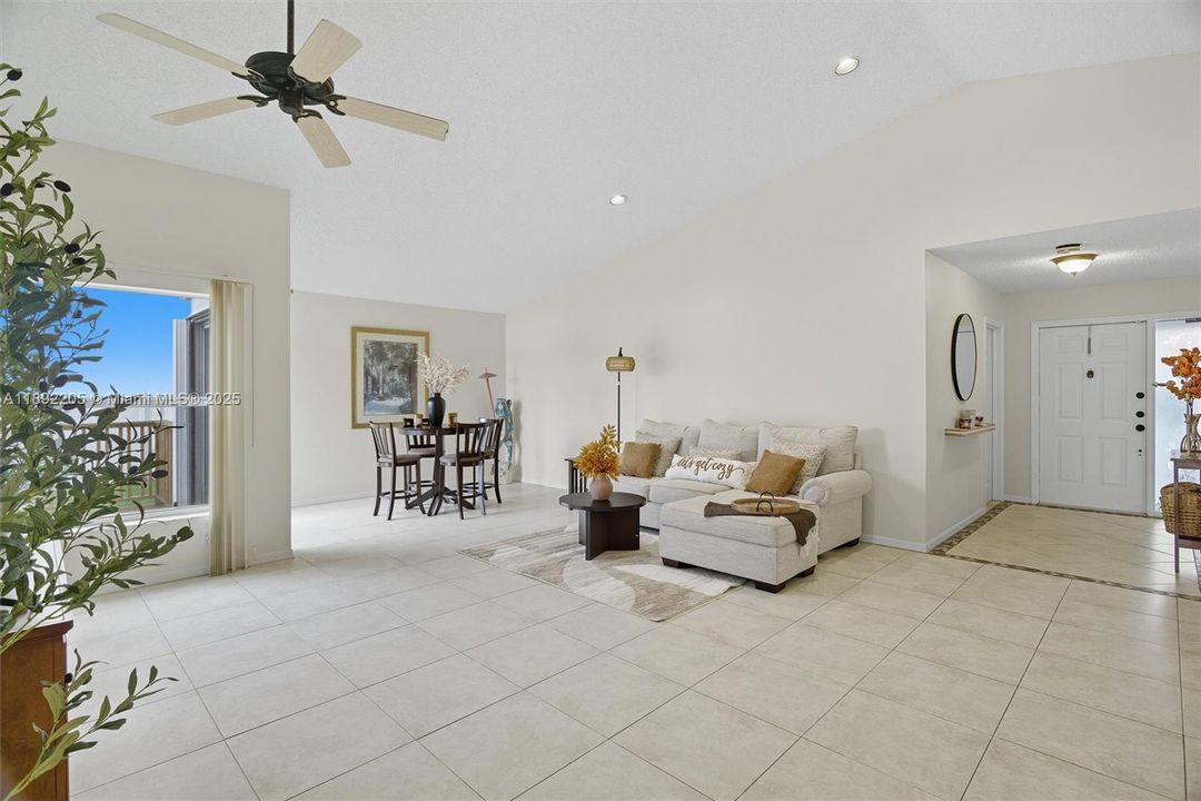 Active With Contract: $599,000 (3 beds, 2 baths, 1727 Square Feet)