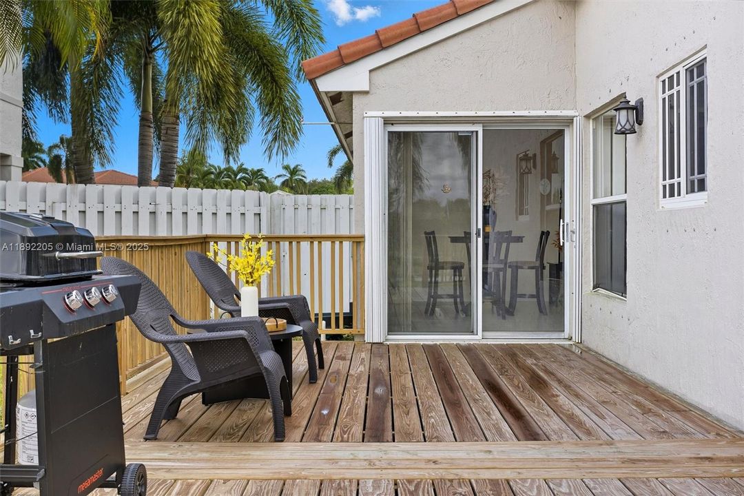 Active With Contract: $599,000 (3 beds, 2 baths, 1727 Square Feet)