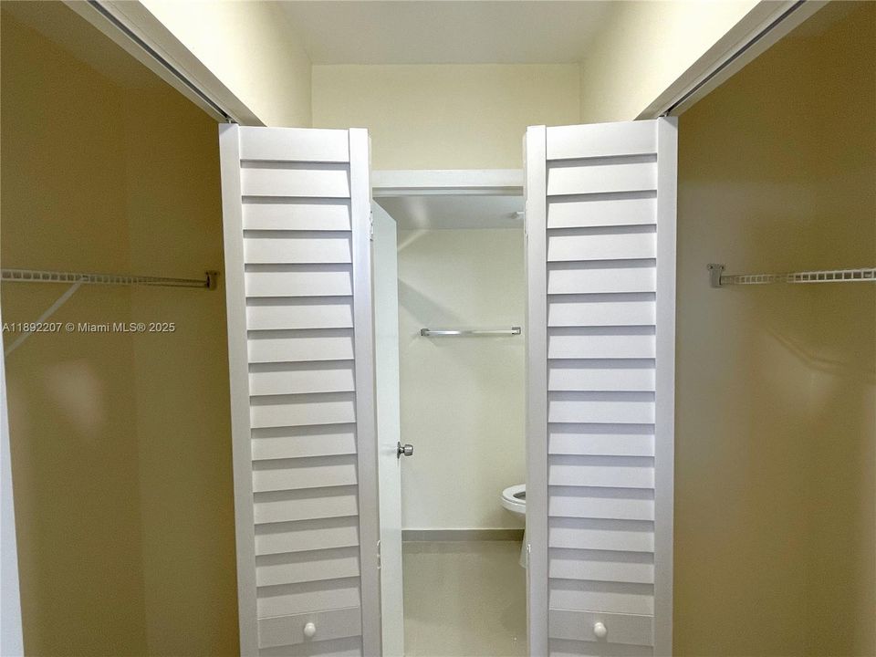 Недавно арендовано: $2,300 (2 спален, 2 ванн, 1020 Квадратных фут)