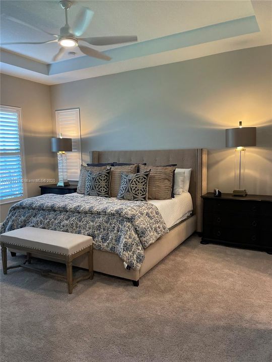 На продажу: $895,000 (3 спален, 3 ванн, 2368 Квадратных фут)