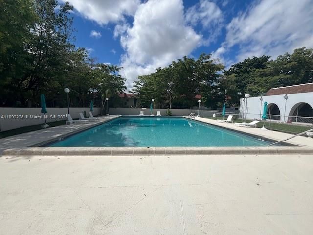 En Venta: $235,000 (2 camas, 2 baños, 1192 Pies cuadrados)