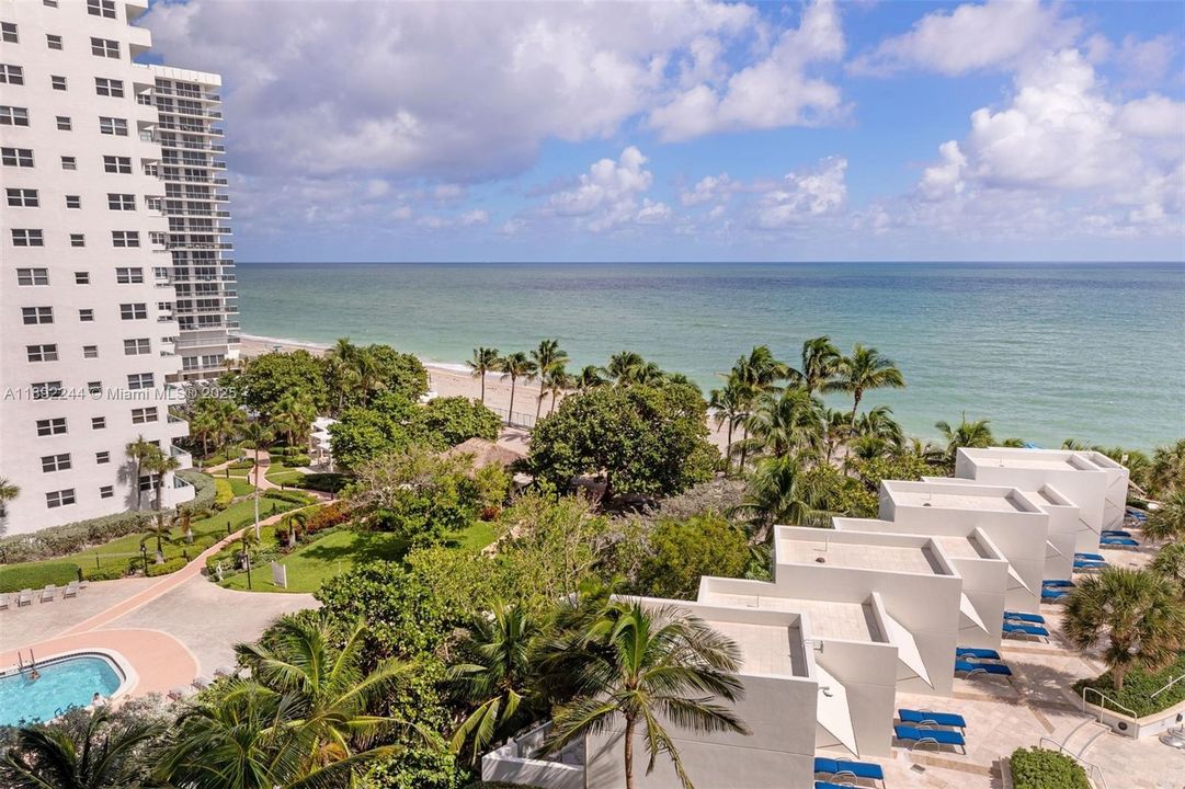 En Venta: $1,550,000 (3 camas, 3 baños, 2627 Pies cuadrados)