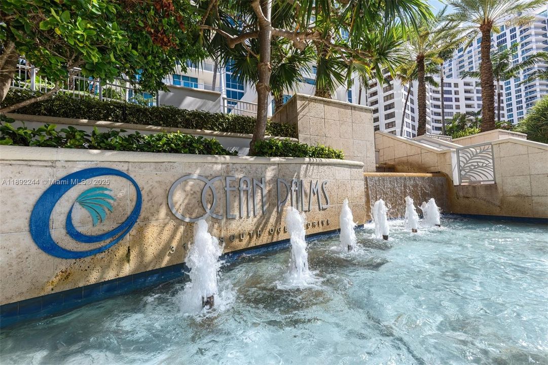 En Venta: $1,550,000 (3 camas, 3 baños, 2627 Pies cuadrados)