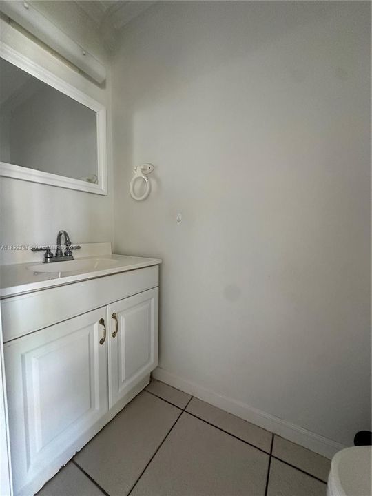 For Sale: $400,000 (2 beds, 2 baths, 1224 Square Feet)