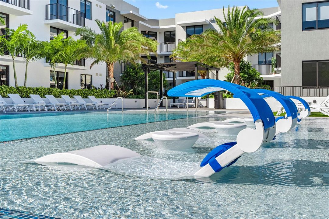 Active With Contract: $1,938 (0 beds, 1 baths, 0 Square Feet)