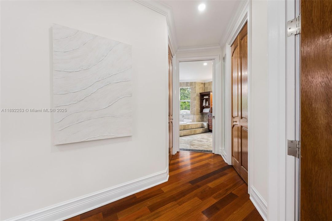 En Venta: $3,600,000 (4 camas, 4 baños, 3716 Pies cuadrados)