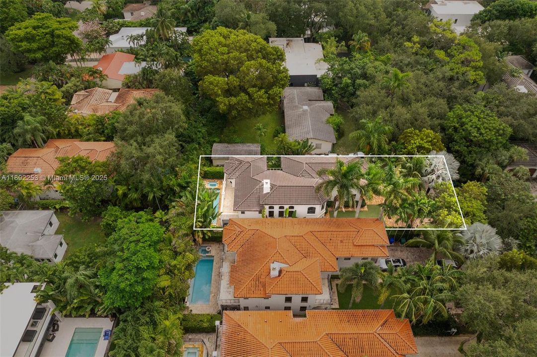 En Venta: $3,600,000 (4 camas, 4 baños, 3716 Pies cuadrados)