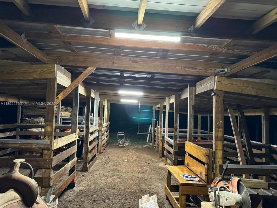 For Sale: $350,000 (3 beds, 2 baths, 1384 Square Feet)