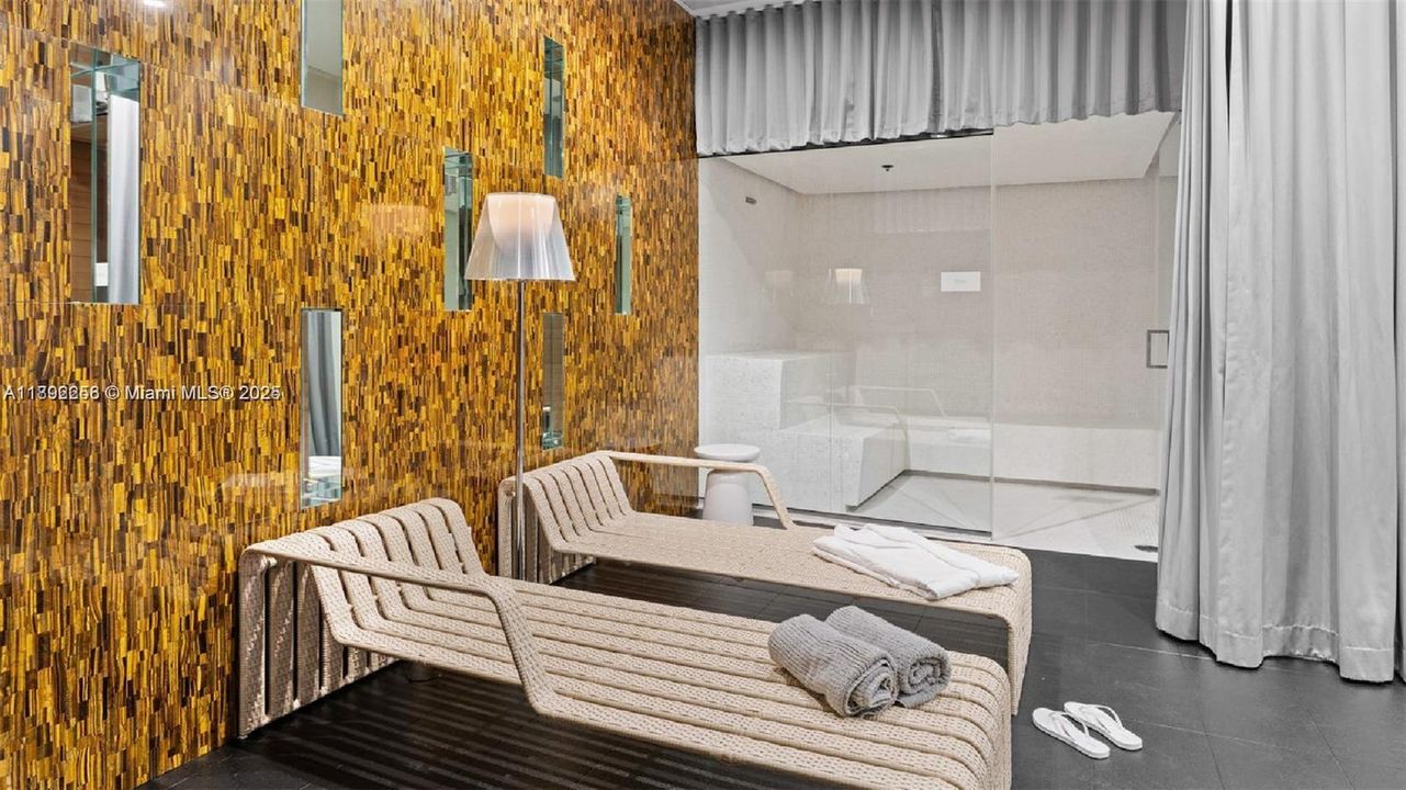 Недавно арендовано: $3,000 (2 спален, 2 ванн, 877 Квадратных фут)