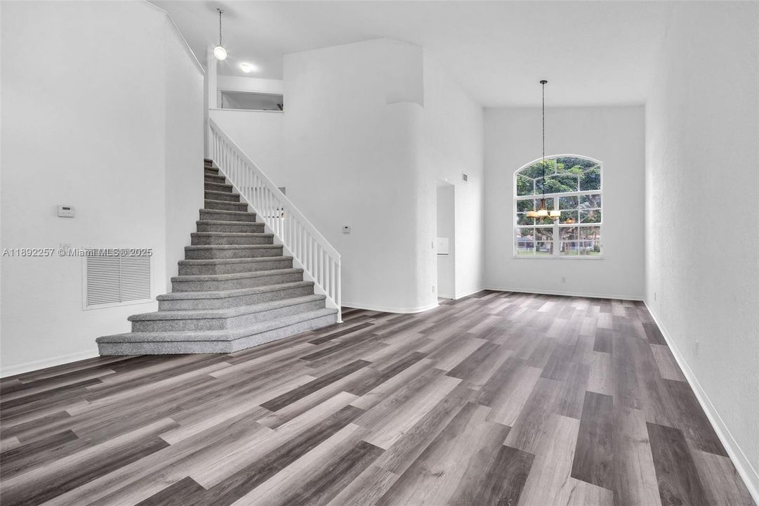 В аренду: $4,400 (4 спален, 3 ванн, 2513 Квадратных фут)