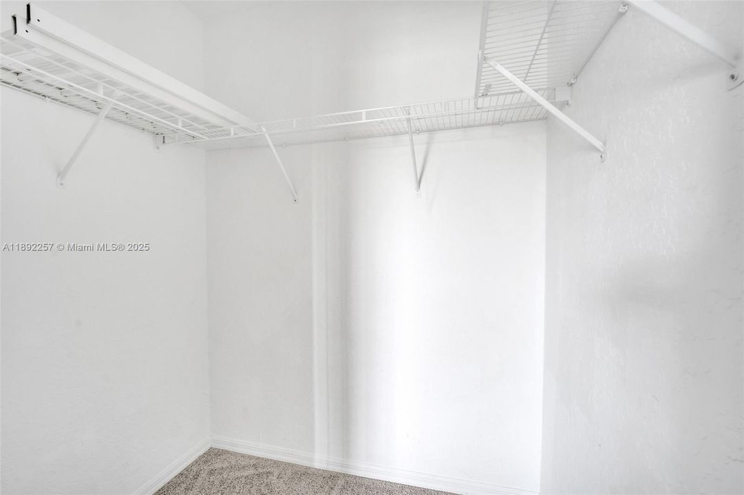 В аренду: $4,400 (4 спален, 3 ванн, 2513 Квадратных фут)