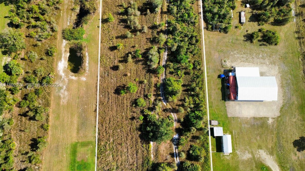 На продажу: $150,000 (2.81 acres)