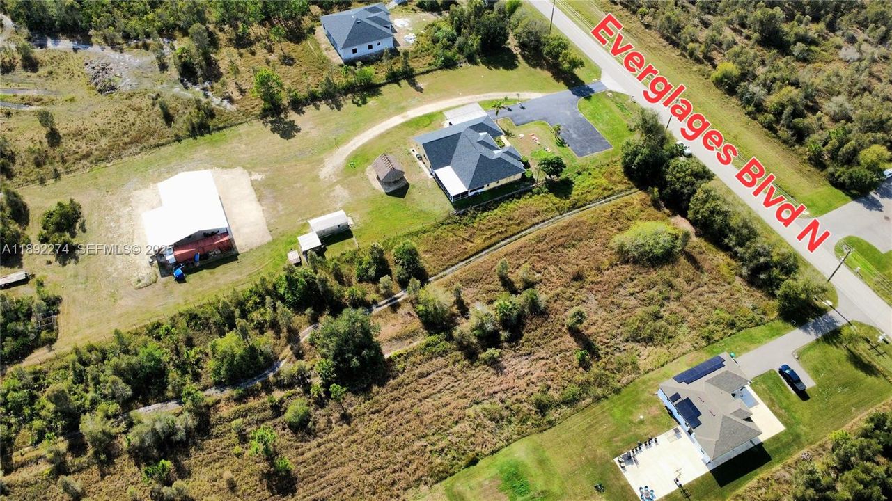На продажу: $150,000 (2.81 acres)