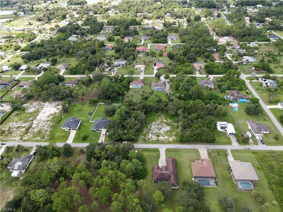 待售: $84,500 (0.50 acres)