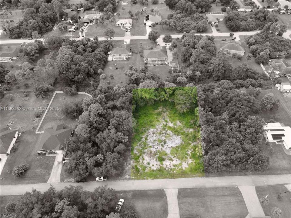 待售: $84,500 (0.50 acres)