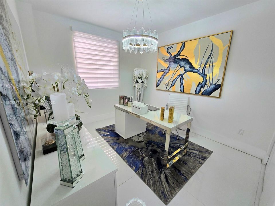 En Venta: $1,495,000 (5 camas, 4 baños, 3292 Pies cuadrados)