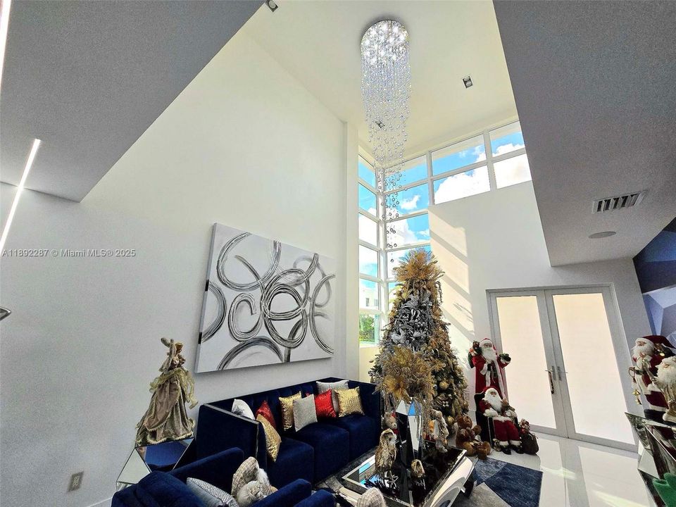 En Venta: $1,495,000 (5 camas, 4 baños, 3292 Pies cuadrados)