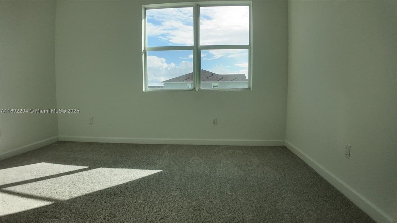 Недавно арендовано: $2,490 (3 спален, 2 ванн, 0 Квадратных фут)