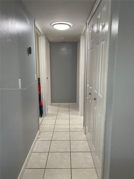 待售: $165,000 (2 贝兹, 2 浴室, 900 平方英尺)