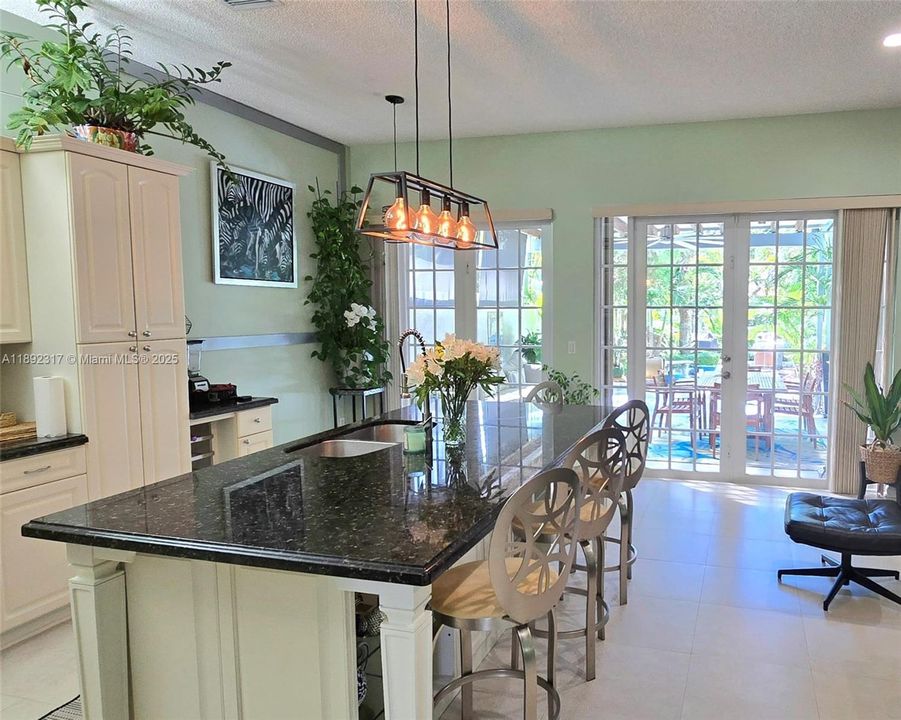 Active With Contract: $735,000 (3 beds, 2 baths, 1829 Square Feet)