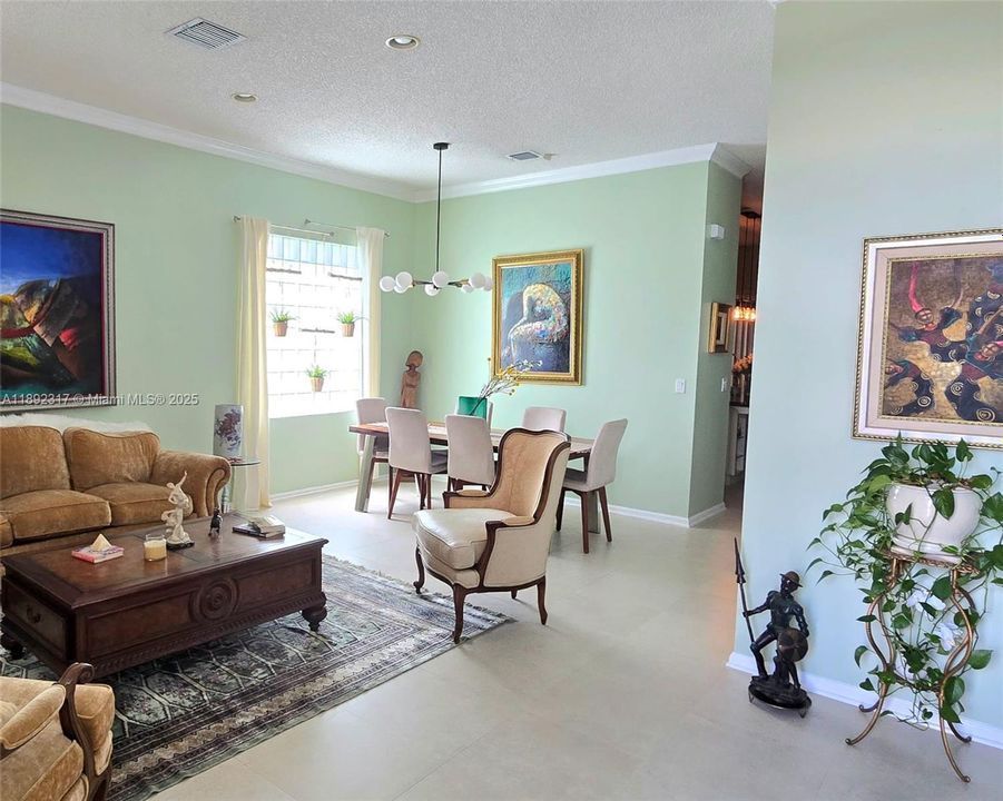 Active With Contract: $735,000 (3 beds, 2 baths, 1829 Square Feet)